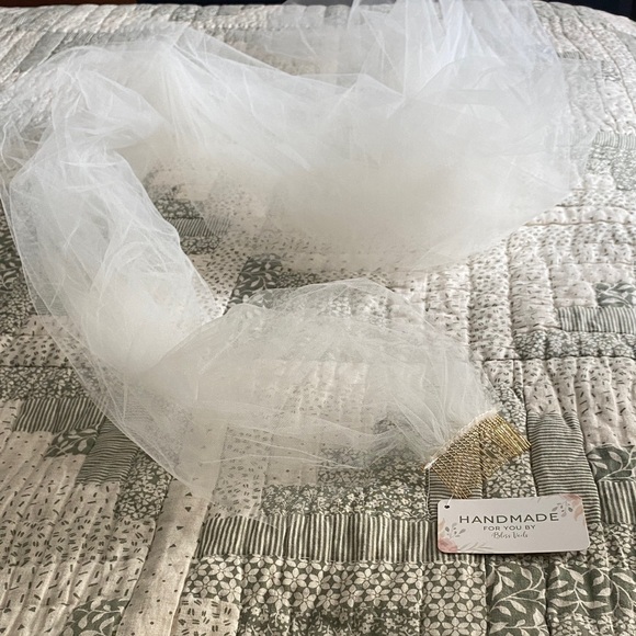 Bliss Veils Handmade Simple One Tier Veil main image 4